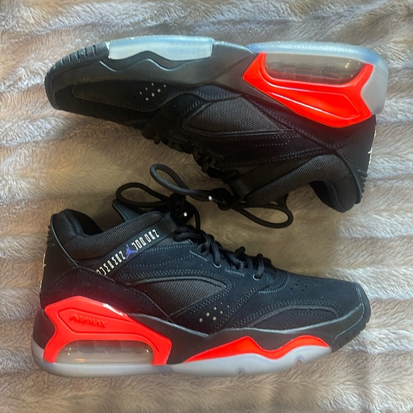 Jordan Point Lane black/dark concord-infared men’s size 8